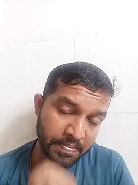 Snapshot of VJ17 chatting on May 10, 2026, 9:47 am VJ17 online show from May 10, 2026, 9:47 am