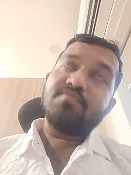 Snapshot of VJ17 chatting on May 16, 2026, 10:47 am VJ17 online show from May 16, 2026, 10:47 am