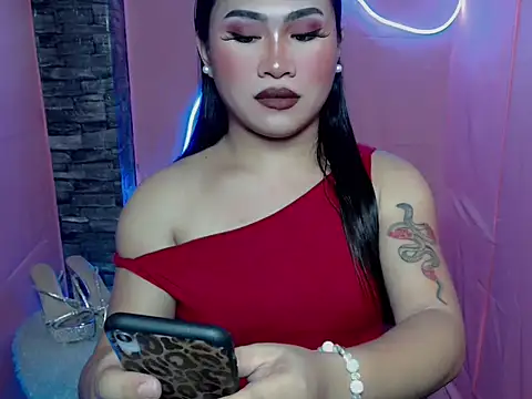 Snapshot of pretty_lassy chatting on November 11, 2025, 11:54 am pretty lassy online show from November 11, 2025, 11:54 am