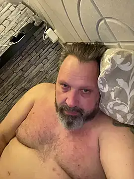Snapshot of BigMan738@xh chatting on May 12, 2026, 8:28 pm BigMan738xh online show from May 12, 2026, 8:28 pm