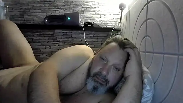 Snapshot of BigMan738@xh chatting on May 25, 2026, 10:27 pm BigMan738xh online show from May 25, 2026, 10:27 pm