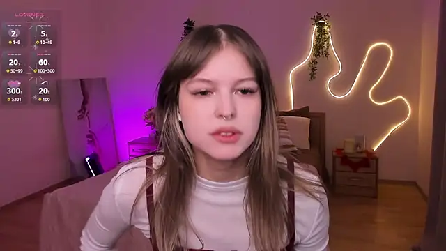 Lisa Blossom online show from May 4, 2026, 6:09 am