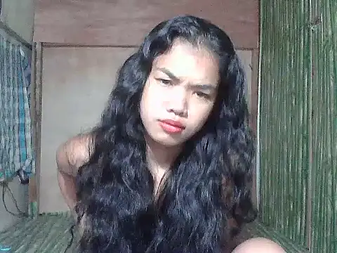 Sweetestsiner online show from May 4, 2026, 11:28 am