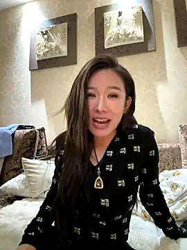 Snapshot of Manson13333 chatting on October 22, 2025, 6:40 pm Manson13333 online show from October 22, 2025, 6:40 pm