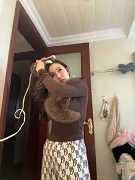 Snapshot of Manson13333 chatting on November 7, 2025, 8:25 am Manson13333 online show from November 7, 2025, 8:25 am