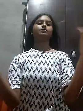 Snapshot of Tara2007 chatting on October 7, 2025, 10:23 am Tara2007 online show from October 7, 2025, 10:23 am