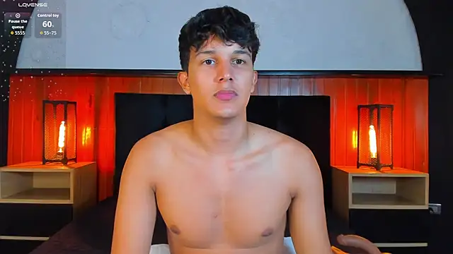 Leo Savage  online show from May 2, 2026, 4:28 am