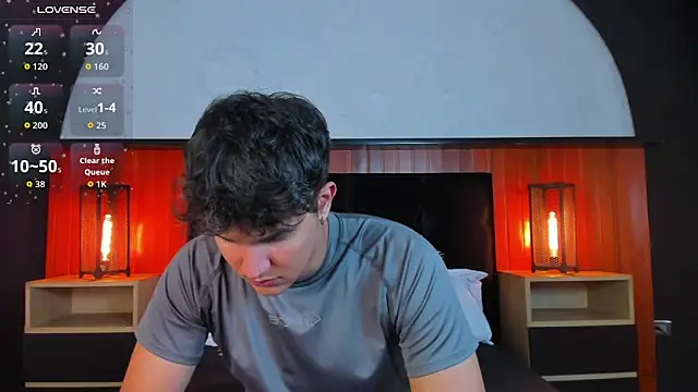 Snapshot of Leo_Savage_ chatting on May 11, 2026, 4:29 am Leo Savage online show from May 11, 2026, 4:29 am