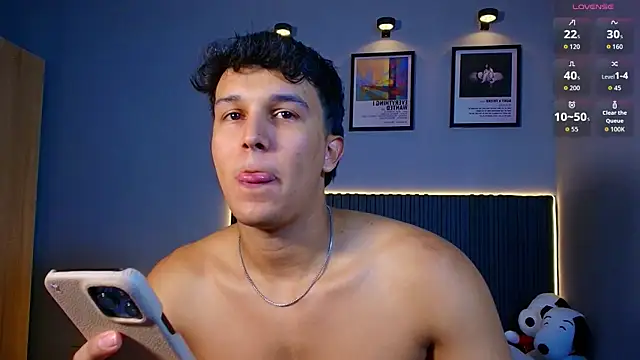 Snapshot of Leo_Savage_ chatting on July 25, 2026, 3:26 am Leo Savage online show from July 25, 2026, 3:26 am