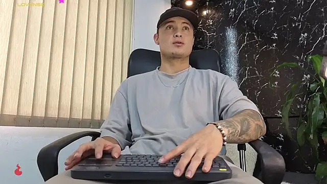 Alexander ferre online show from February 18, 2026, 1:40 pm