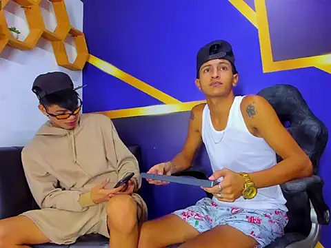 Snapshot of gustavo_saaled19_ chatting on September 8, 2025, 7:46 pm gustavo saaled19 online show from September 8, 2025, 7:46 pm