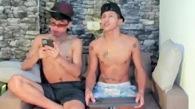 Snapshot of gustavo_saaled19_ chatting on November 9, 2025, 9:57 pm gustavo saaled19 online show from November 9, 2025, 9:57 pm