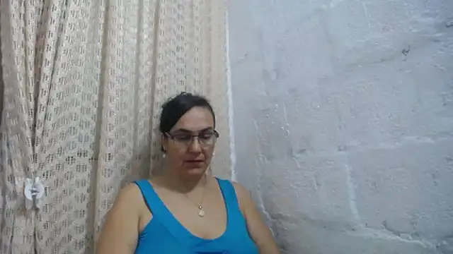gabbyparker  online show from March 27, 2026, 9:21 am
