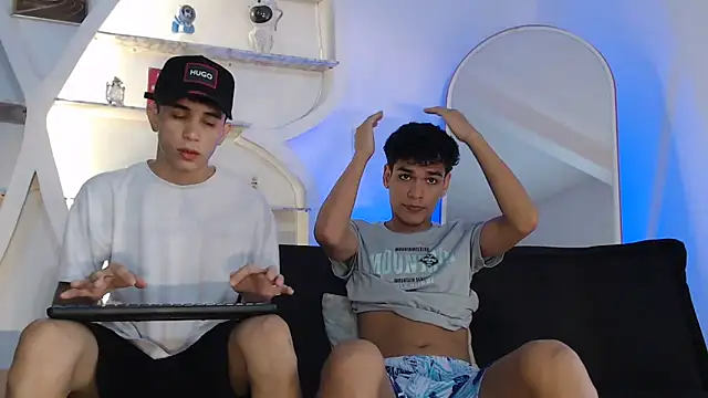 THREE GUYS HOT online show from October 1, 2025, 7:20 pm