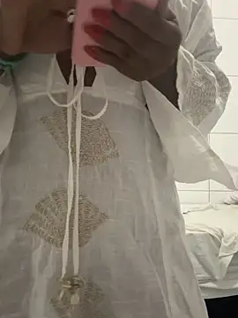 ju muniz01 online show from February 26, 2026, 7:13 pm