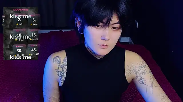 Snapshot of GothXRaven chatting on September 27, 2025, 3:39 pm GothXRaven online show from September 27, 2025, 3:39 pm