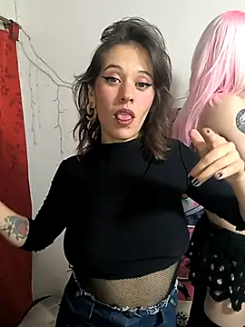 femdomroom online show from April 28, 2026, 4:28 am