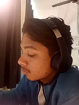 Snapshot of deny2442 chatting on November 12, 2025, 5:30 am deny2442 online show from November 12, 2025, 5:30 am