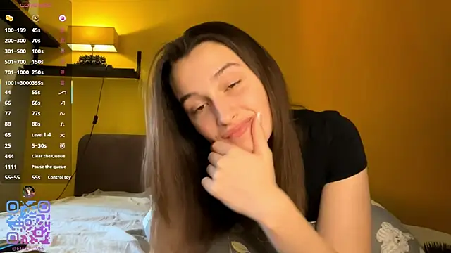 DarlineBrustera online show from May 9, 2026, 2:22 pm