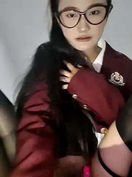 Snapshot of CCAV217 chatting on December 15, 2025, 4:22 pm CCAV217 online show from December 15, 2025, 4:22 pm