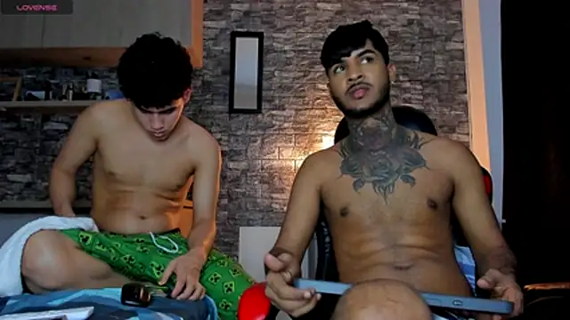 Snapshot of Theimperialboys_ chatting on July 10, 2026, 2:49 am Theimperialboys online show from July 10, 2026, 2:49 am