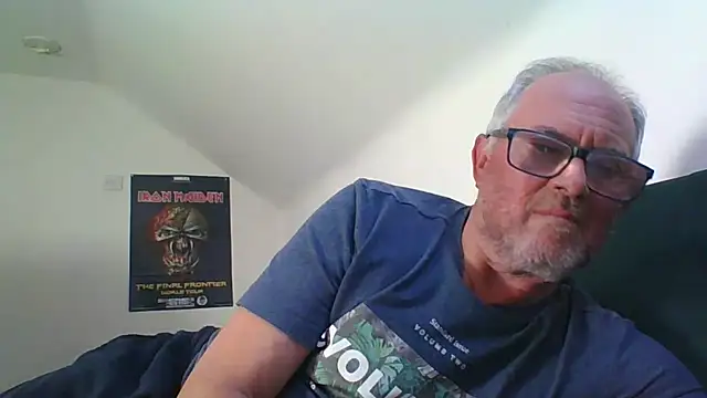 naughtygrandad1 online show from April 28, 2026, 6:02 pm