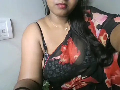 Snapshot of its_me_Rashmi chatting on October 14, 2025, 1:34 pm its me Rashmi online show from October 14, 2025, 1:34 pm