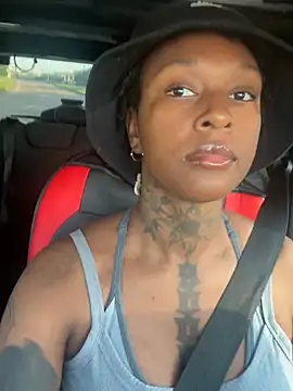 Snapshot of MistiSavannah chatting on May 10, 2026, 12:43 pm MistiSavannah online show from May 10, 2026, 12:43 pm