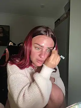 OliviaaFischer online show from May 1, 2026, 6:34 pm