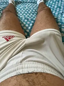 Beurberry19 online show from October 7, 2025, 4:48 pm