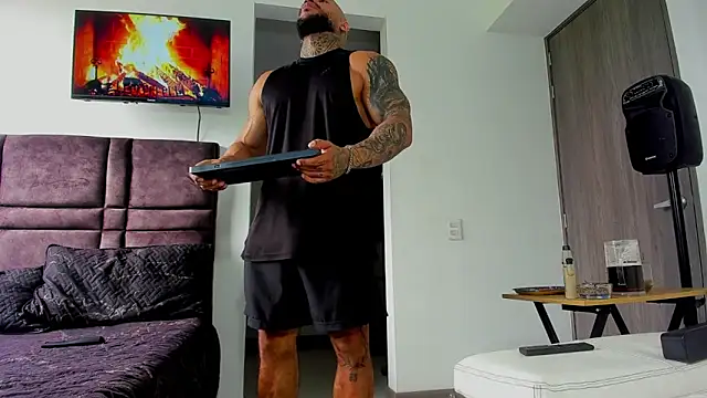 Snapshot of Andrew_Johnnson chatting on September 20, 2025, 5:47 pm Andrew Johnnson online show from September 20, 2025, 5:47 pm