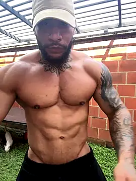 Snapshot of Andrew_Johnnson chatting on October 6, 2025, 2:14 pm Andrew Johnnson online show from October 6, 2025, 2:14 pm