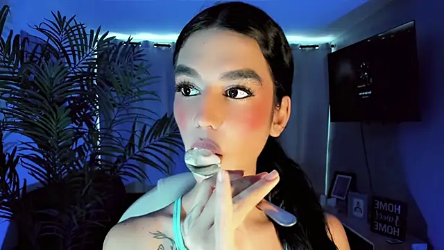 LanaOrtiiz online show from September 11, 2025, 7:03 pm