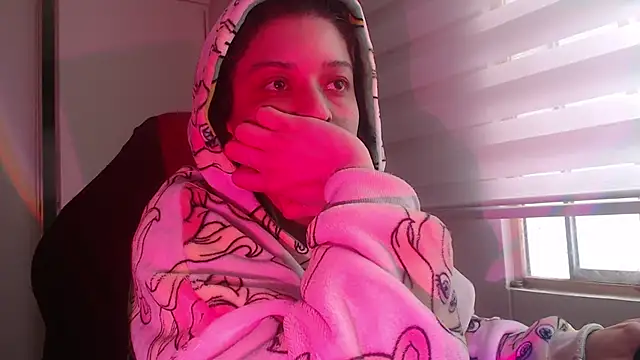 miss carmila1 online show from October 26, 2025, 10:04 pm