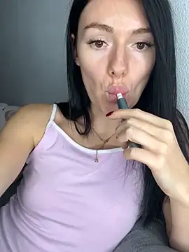 Snapshot of karrr__aaa chatting on October 5, 2025, 5:33 pm karrr aaa online show from October 5, 2025, 5:33 pm