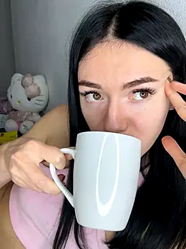 Snapshot of karrr__aaa chatting on October 10, 2025, 7:35 pm karrr aaa online show from October 10, 2025, 7:35 pm