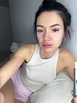 Snapshot of karrr__aaa chatting on October 12, 2025, 7:46 pm karrr aaa online show from October 12, 2025, 7:46 pm