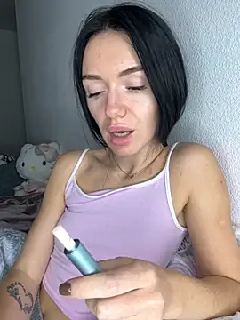 Snapshot of karrr__aaa chatting on October 16, 2025, 7:59 pm karrr aaa online show from October 16, 2025, 7:59 pm