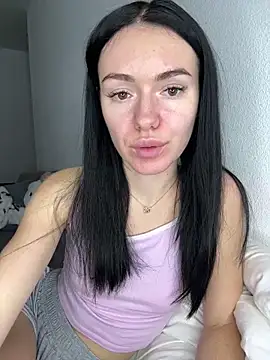 Snapshot of karrr__aaa chatting on November 10, 2025, 1:21 pm karrr aaa online show from November 10, 2025, 1:21 pm