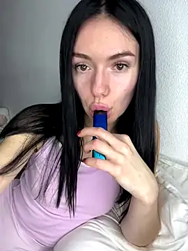 Snapshot of karrr__aaa chatting on November 11, 2025, 8:42 pm karrr aaa online show from November 11, 2025, 8:42 pm