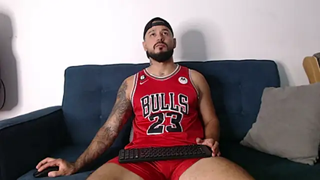 Snapshot of Eric_Evans1 chatting on November 11, 2025, 4:01 am Eric Evans1 online show from November 11, 2025, 4:01 am