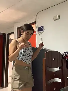 Snapshot of miaftmax chatting on September 25, 2025, 6:33 pm miaftmax online show from September 25, 2025, 6:33 pm