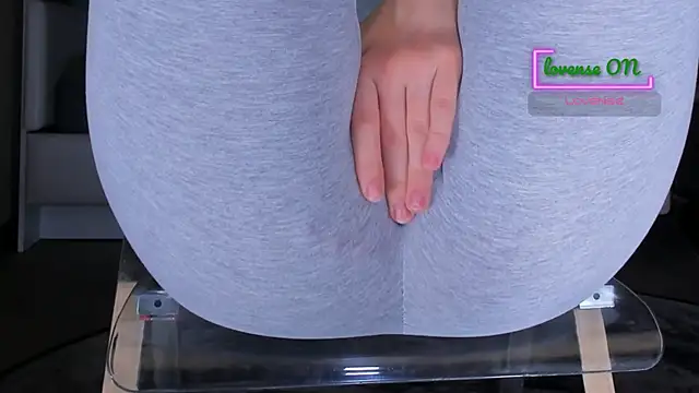 Snapshot of Cameltoe_squirt_inPants chatting on July 13, 2026, 8:39 am Cameltoe squirt inPants online show from July 13, 2026, 8:39 am