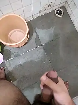 Snapshot of COme8989 chatting on September 15, 2025, 10:26 am COme8989 online show from September 15, 2025, 10:26 am