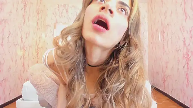 Emily Whinfre online show from March 6, 2026, 8:05 pm