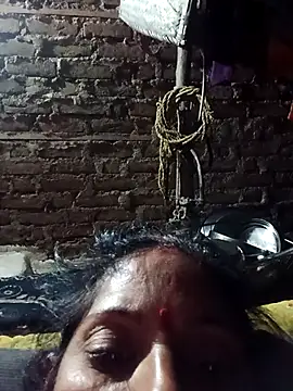 Snapshot of Suhana_pandit chatting on October 31, 2025, 10:33 pm Suhana pandit online show from October 31, 2025, 10:33 pm