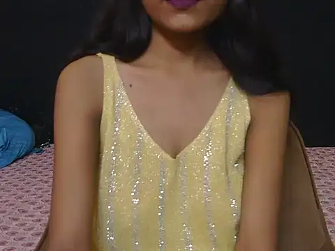 Snapshot of hoty-priya chatting on September 12, 2025, 4:45 am hoty-priya online show from September 12, 2025, 4:45 am