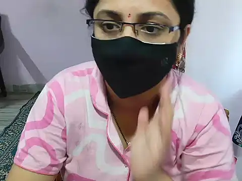 Snapshot of jannu6482 chatting on February 1, 2026, 7:07 am jannu6482 online show from February 1, 2026, 7:07 am