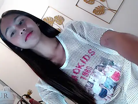 Snapshot of sweety_kyrah18 chatting on October 4, 2025, 9:57 pm sweety kyrah18 online show from October 4, 2025, 9:57 pm