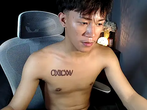 Snapshot of naughtyboyloy_0 chatting on January 18, 2026, 7:23 am naughtyboyloy 0 online show from January 18, 2026, 7:23 am